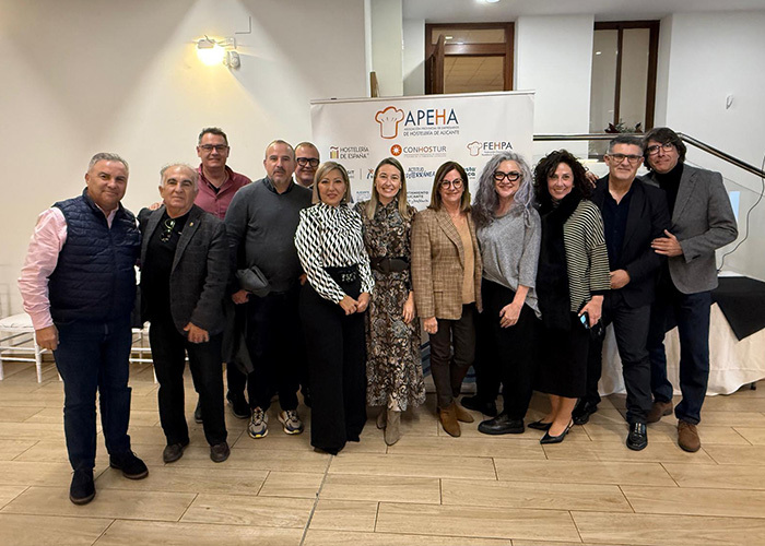 Codile participa en la Comida de Navidad de APEHA en El Sorell